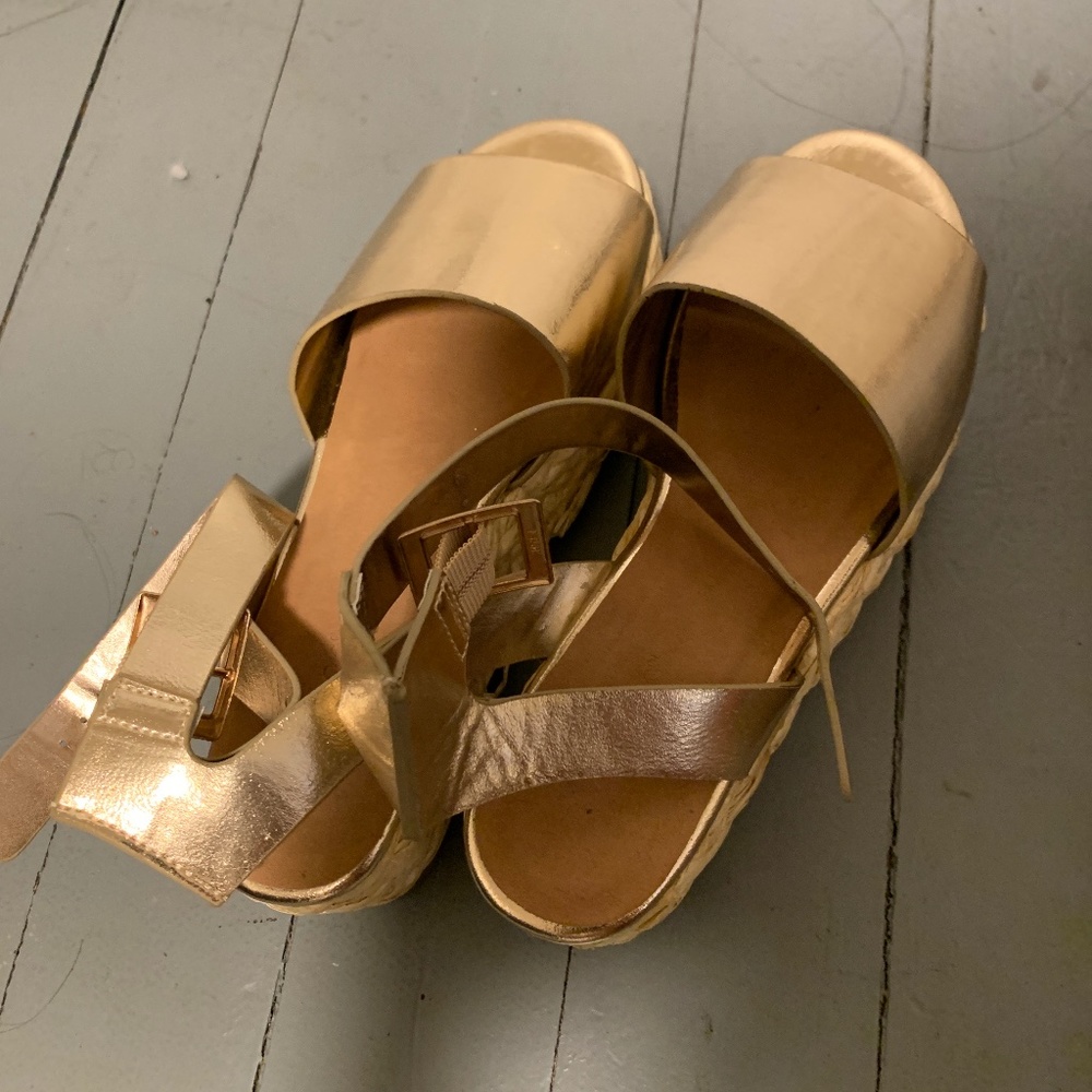 Gold platform heels